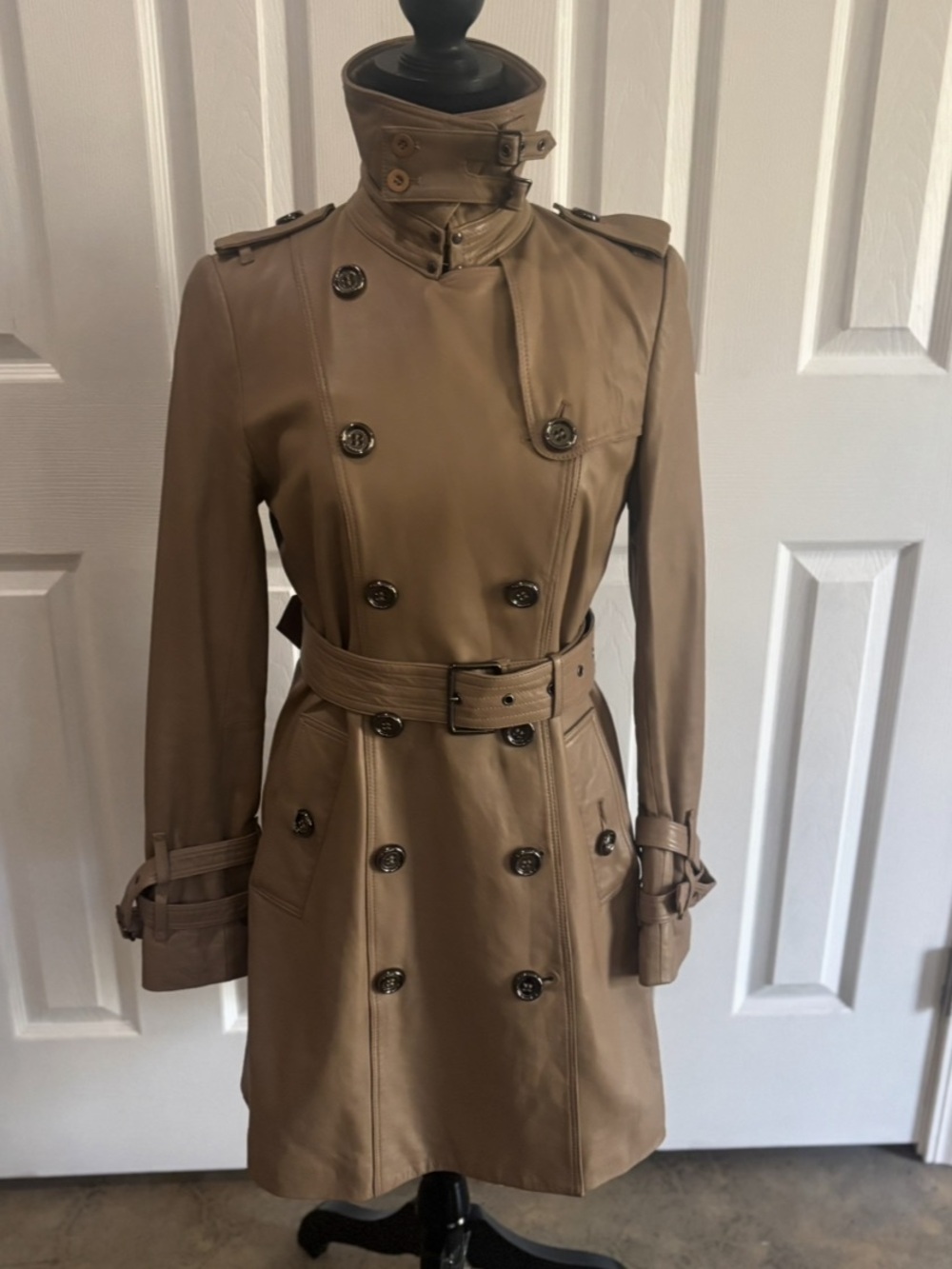 BURBERRY WOMENS LAMB LEATHER DOUBLE BREASTED TRENCH COAT SIZE 2